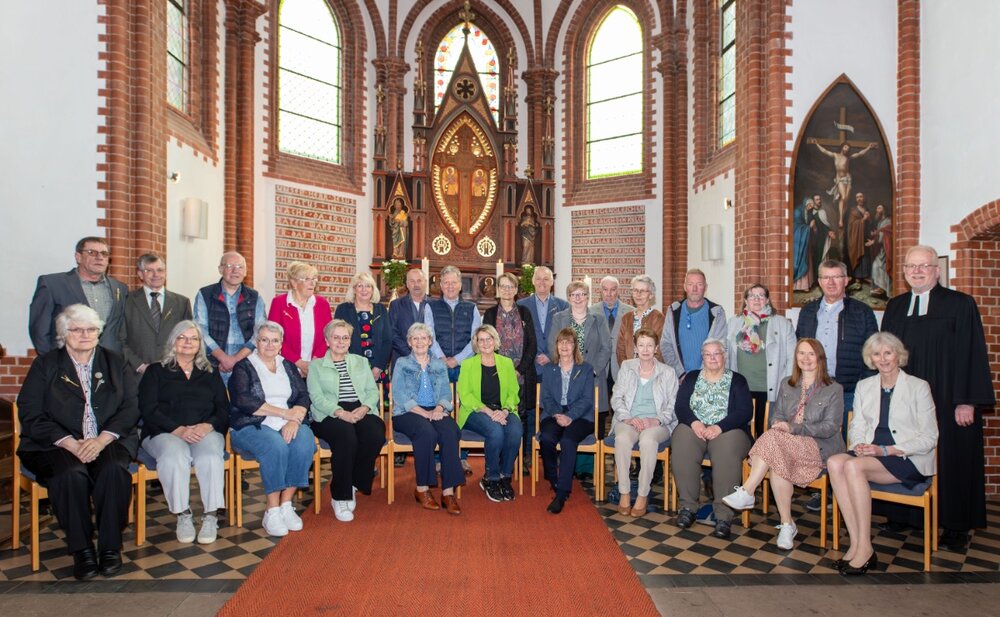 Wittlohe goldene Konfirmation 2024.jpg